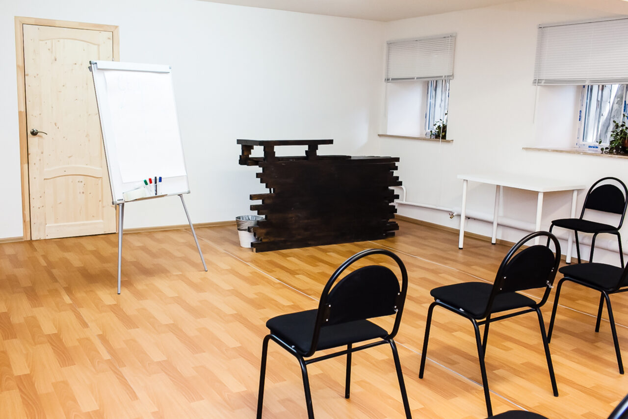 Арендовать Тренинг лофт в жилом особняке 