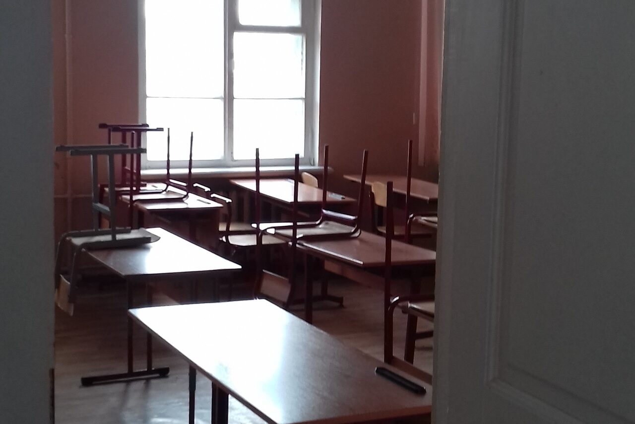Арендовать АНО "ММКС" Аудитория школьного типа