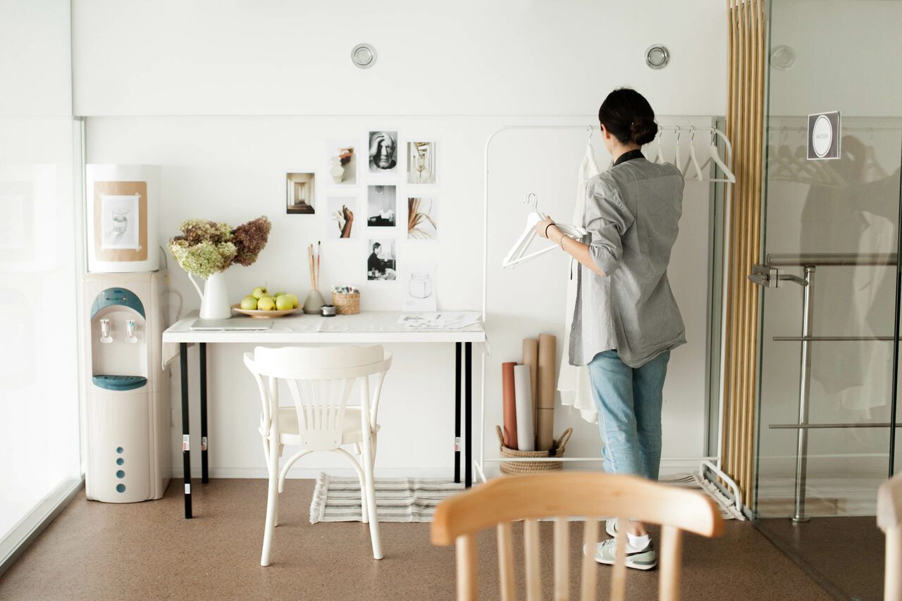 Арендовать Натура Место. Белый зал в лофтовой студии