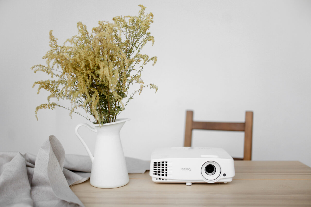 Арендовать Натура Место Белый тренинг-лофт