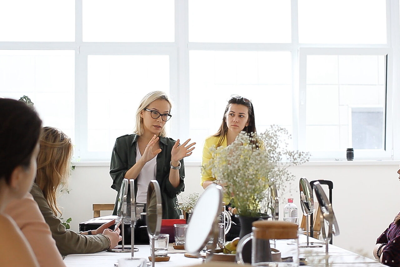 Арендовать Натура Место Белый тренинг-лофт