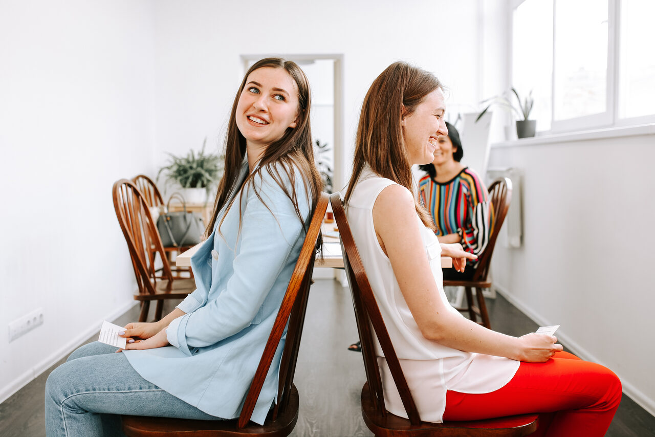 Арендовать Натура Место Лофт с деревянным столом