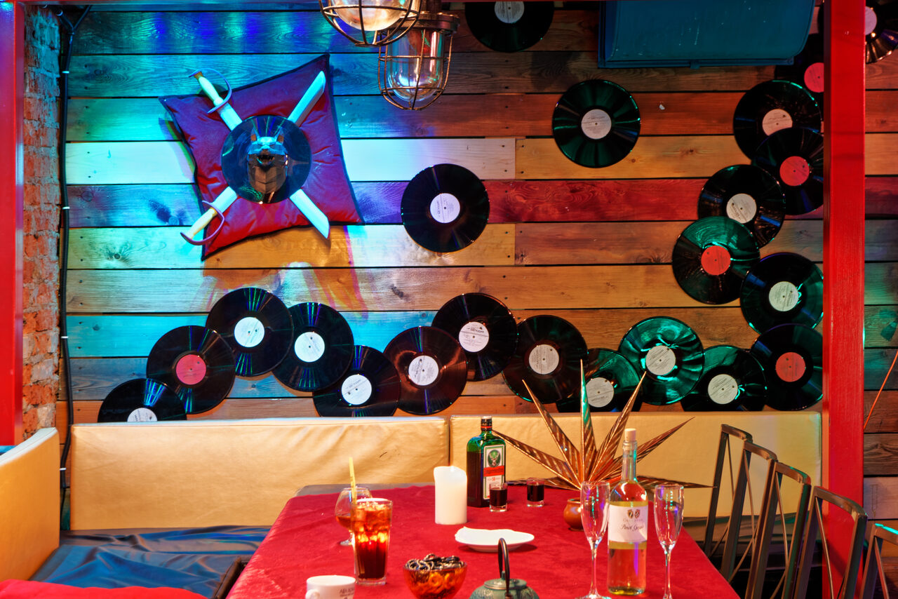 Арендовать Loft Level 19 на заводе Кристалл. Крыша для вечеринок