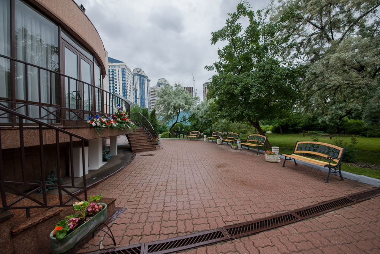 Арендовать ГлавУпДК при МИД России