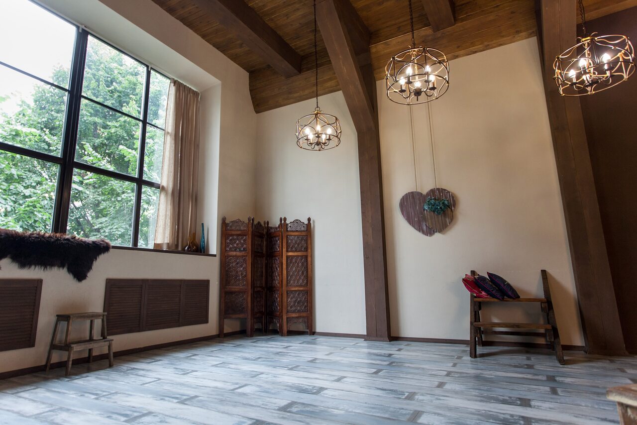 Арендовать Фотостудия Bouton. Лофт стилизованный под загородный дом