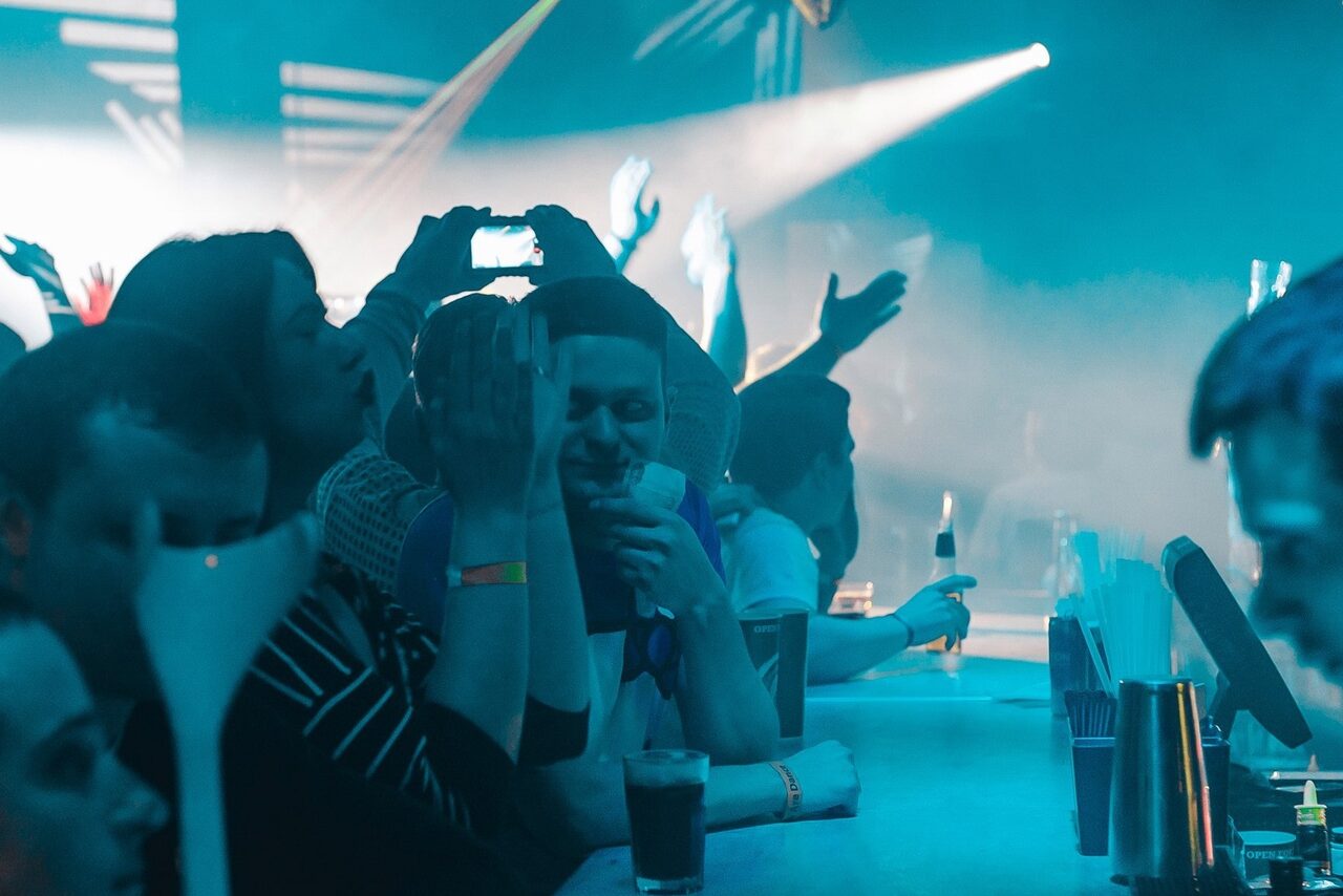 Арендовать Клубный лофт в СПб