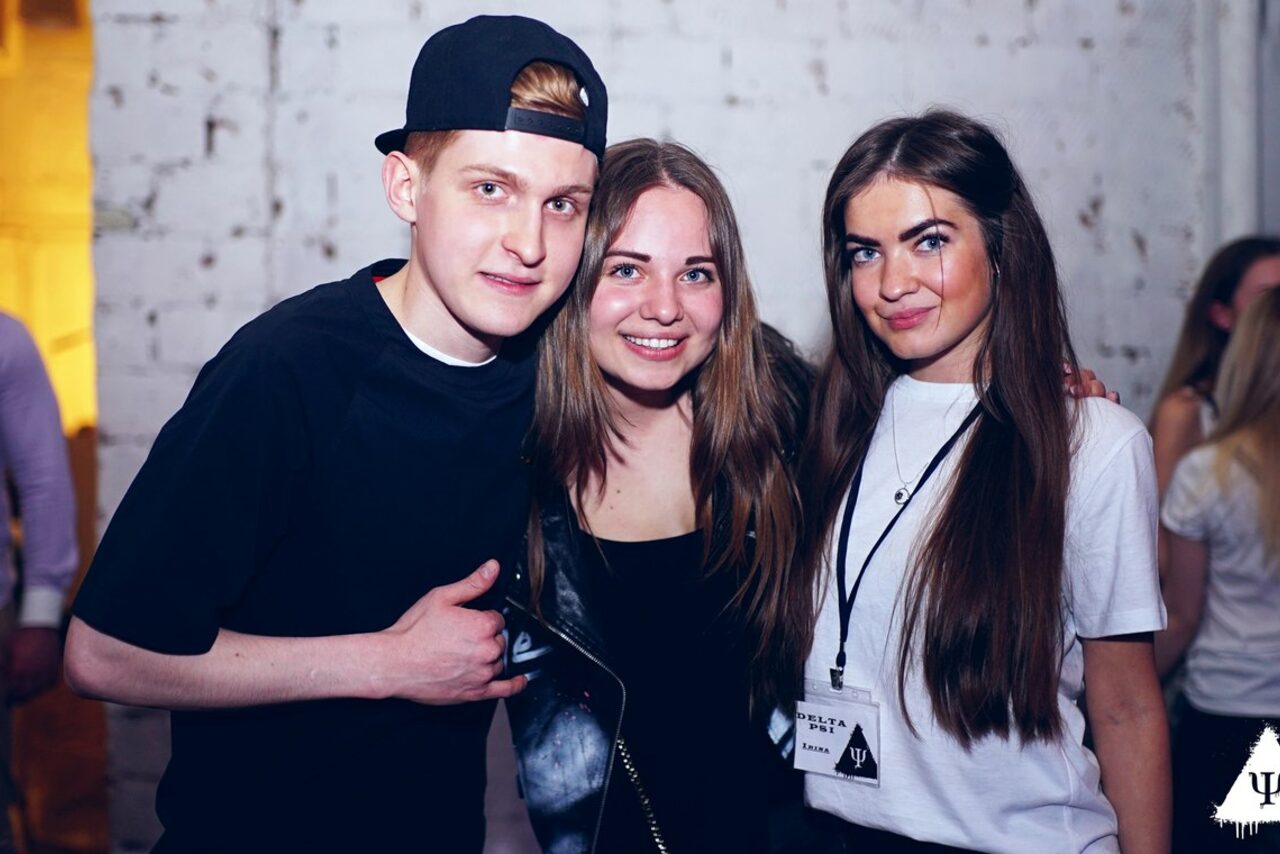 Арендовать Mazel Tov Studio Двухэтажный лофт-бар