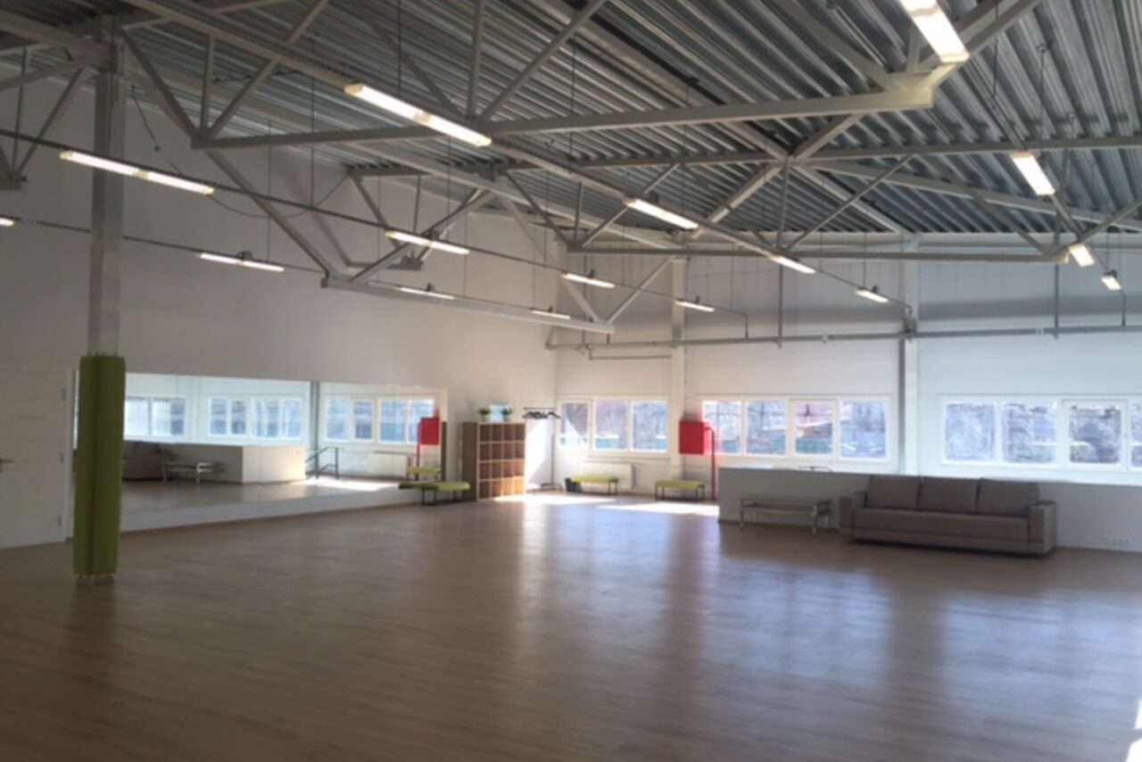 Арендовать Рекорд. Большой спортивный лофт