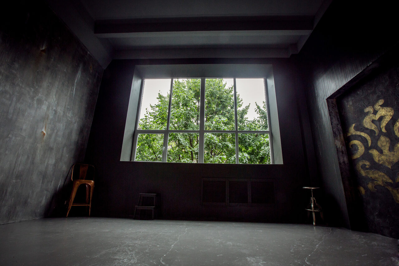 Арендовать Фотостудия Bouton. Минималистичный лофт 