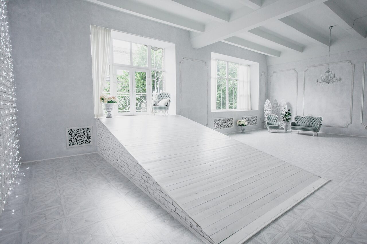 Арендовать Фотостудия Bouton. Лофт в стиле арт-деко