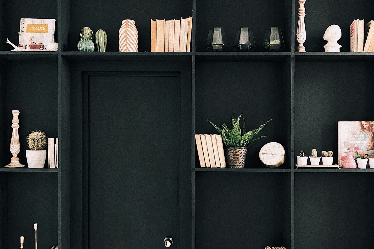 Арендовать Simple Point Лофт из белого кирпича 