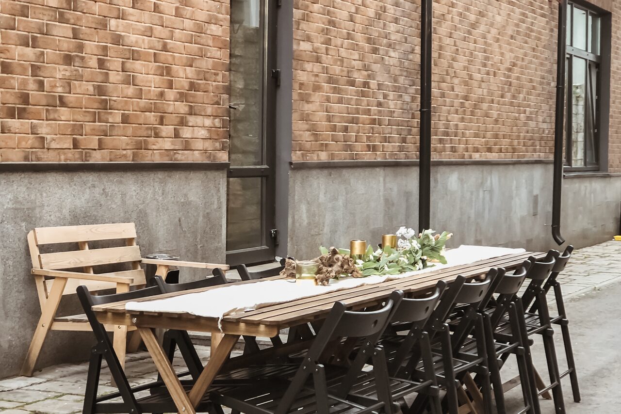 Арендовать Simple Point Лофт из белого кирпича 