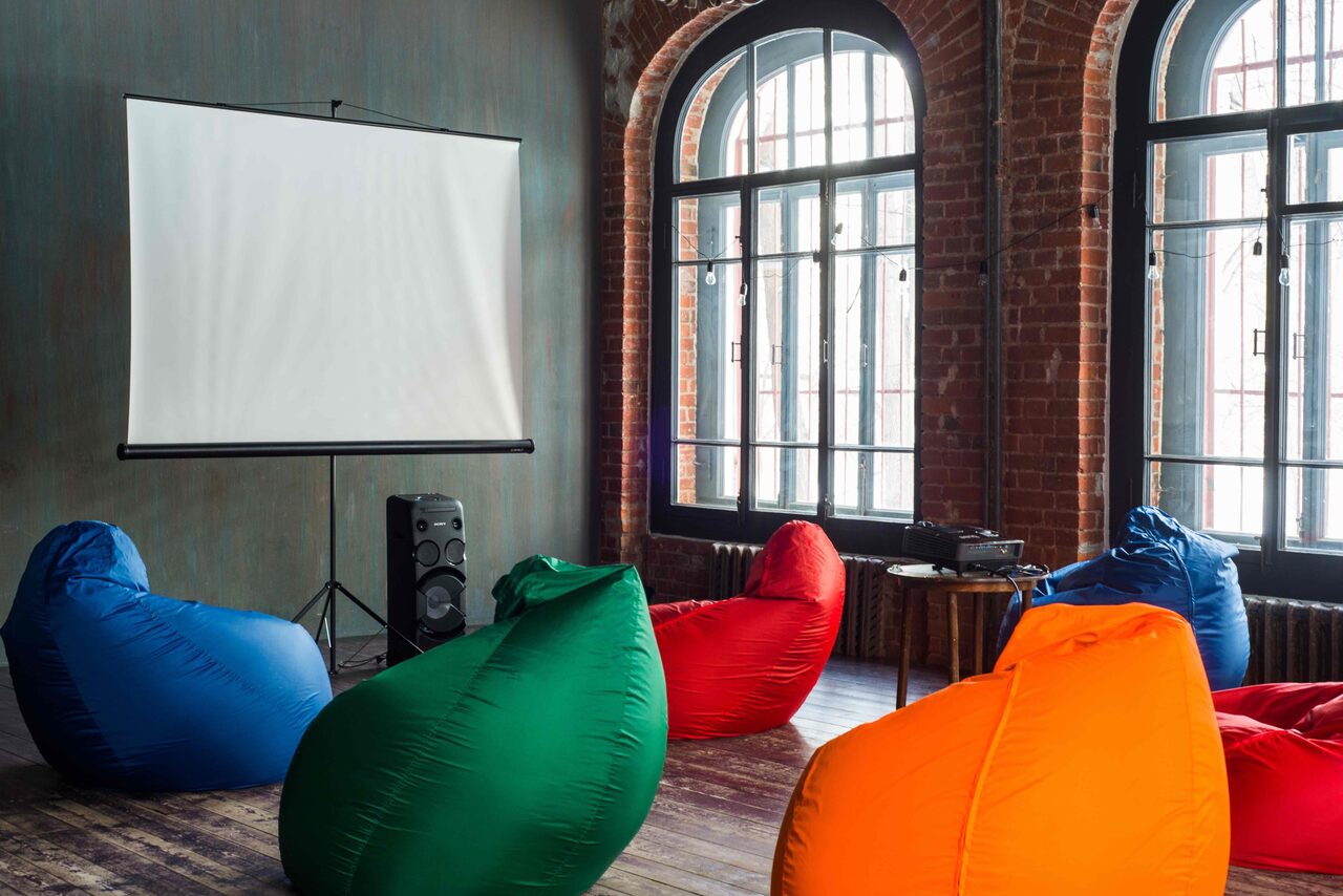 Арендовать БАХРУШИНЪ LOFT. Лофт с арочными окнами 