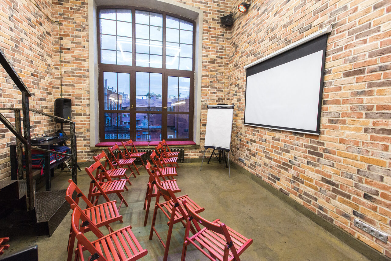 Арендовать SOULFULLOFT Двухуровненый тренинг-лофт