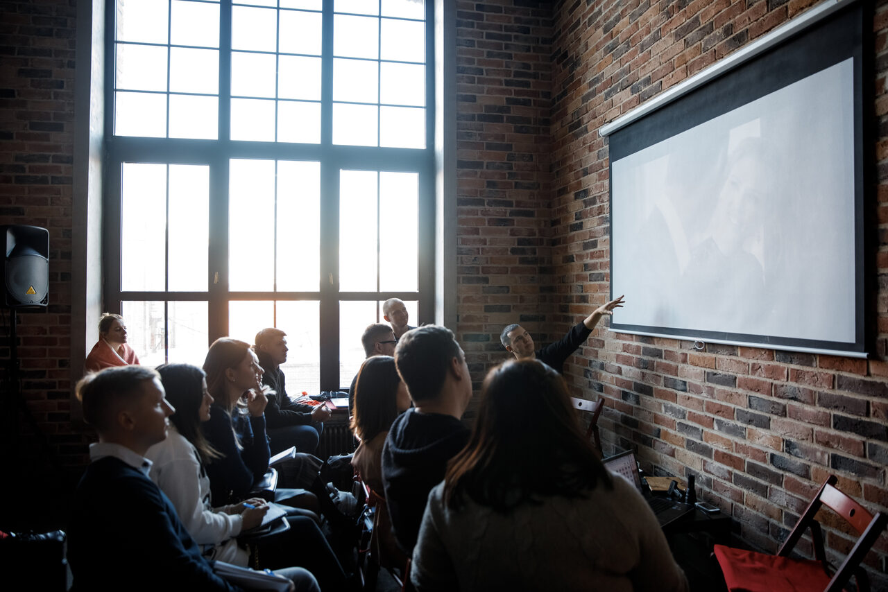 Арендовать SOULFULLOFT Двухуровненый тренинг-лофт