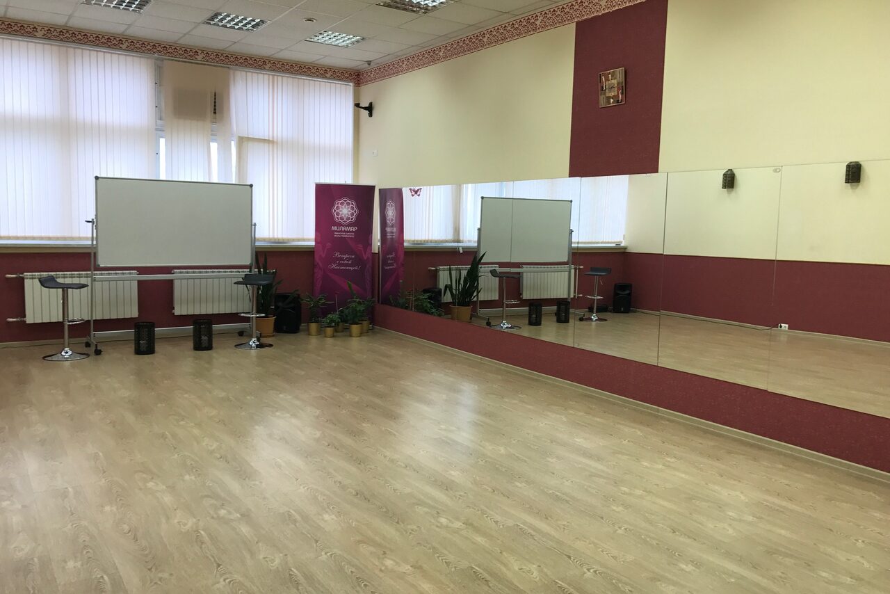 Арендовать Большой зал школы Milamar