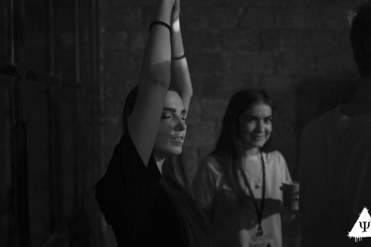 Арендовать Mazel Tov Studio Просторный лофт с отдельным входом