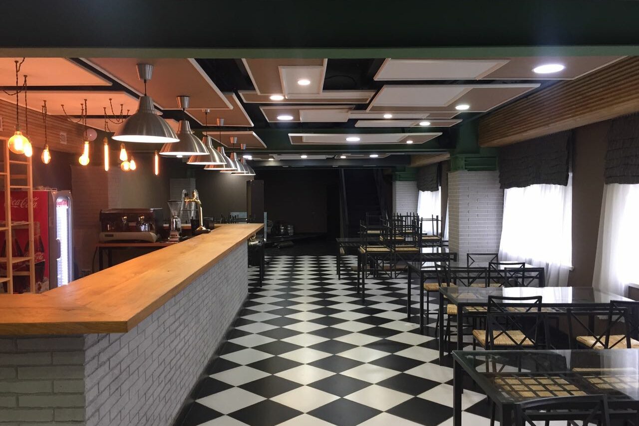 Арендовать StolOFFka Дизайнерский конференц-зал