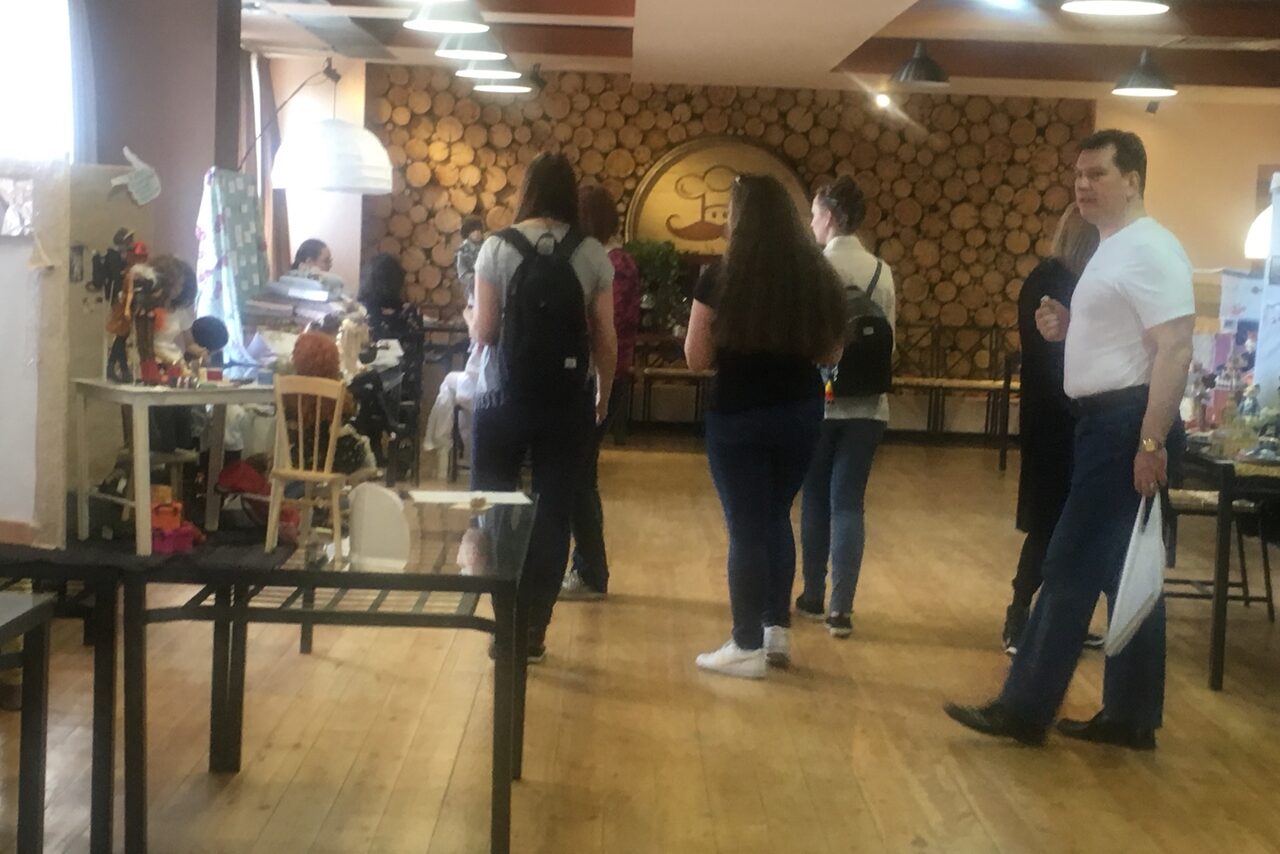 Арендовать StolOFFka Дизайнерский конференц-зал