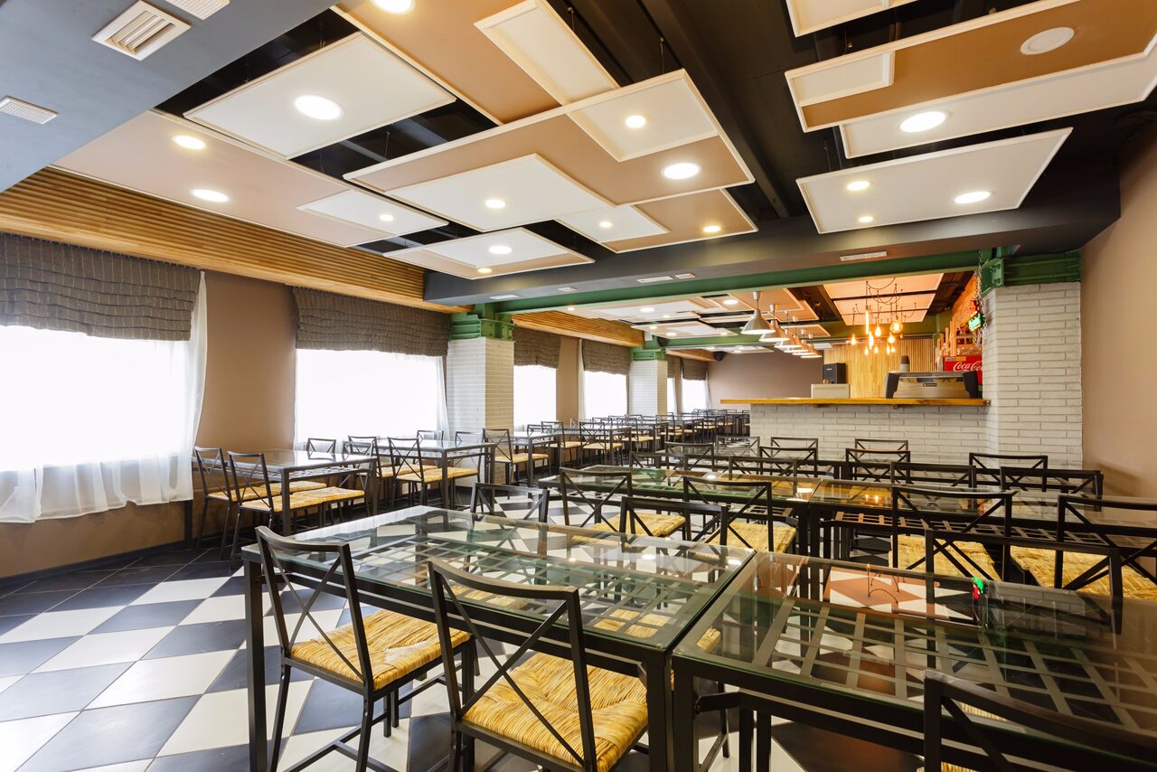 Арендовать StolOFFka Дизайнерский конференц-зал