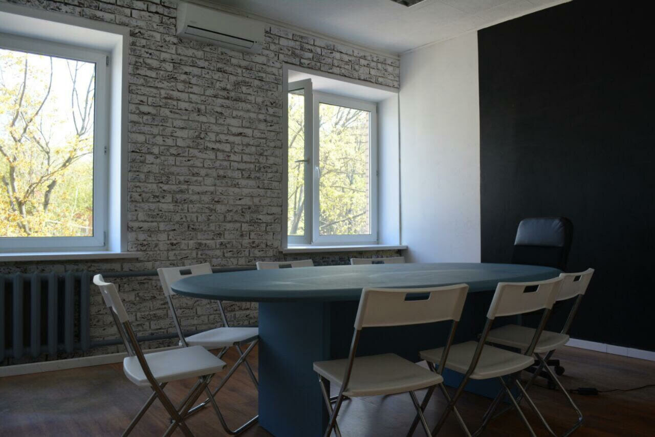 Арендовать Светлый кабинет на Таганской