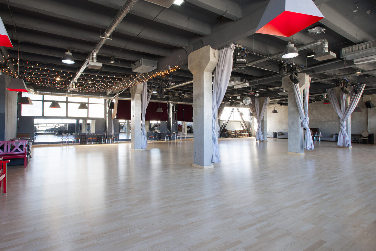 Арендовать Tango Center (Танго Центр). Лофт с большим танцполом