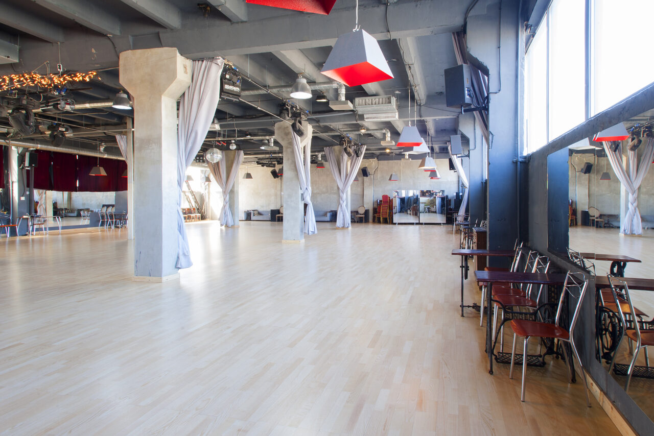 Арендовать Tango Center (Танго Центр). Лофт с большим танцполом