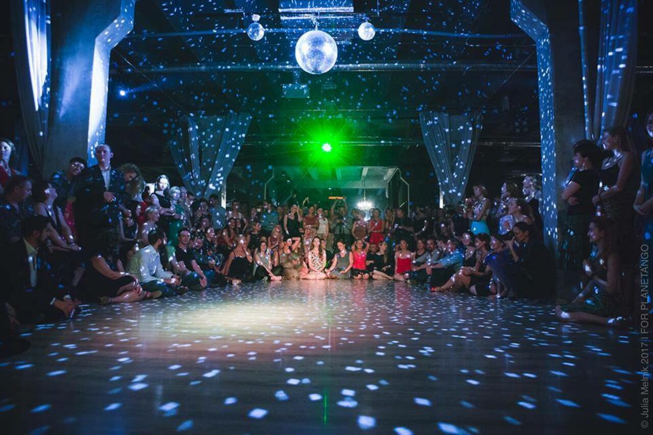 Арендовать Tango Center (Танго Центр). Лофт с большим танцполом