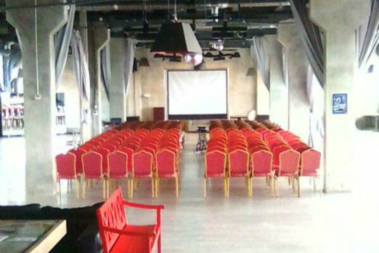 Арендовать Tango Center (Танго Центр). Лофт с большим танцполом