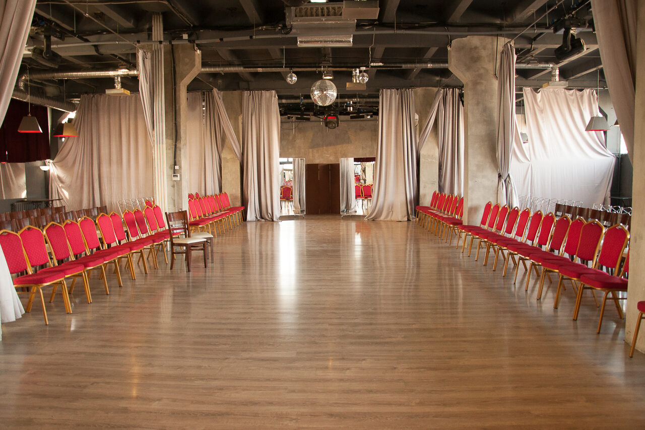 Арендовать Tango Center (Танго Центр). Лофт с большим танцполом