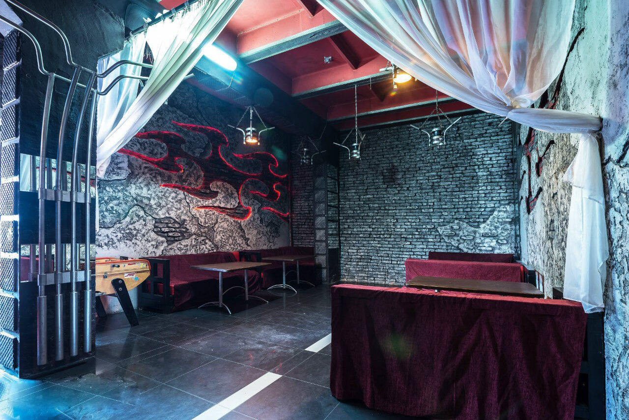 Арендовать Брутальный лофт с барной стойкой