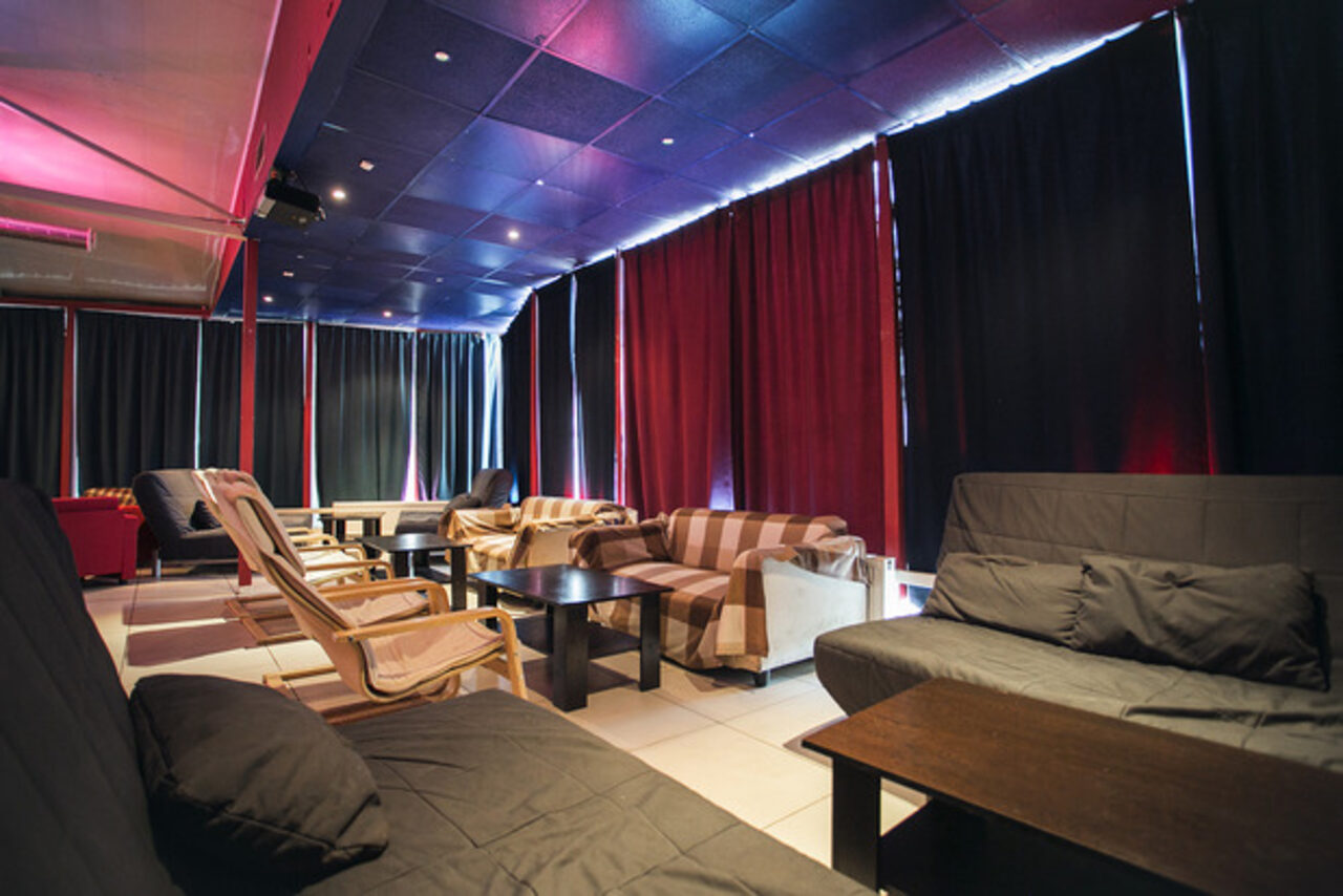 Арендовать Cosmo lounge loft&smouke. Лофт с настольными играми в ТЦ