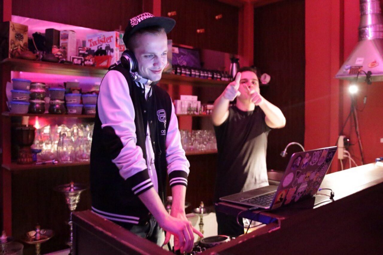 Арендовать Cosmo lounge loft&smouke. Лофт с настольными играми в ТЦ