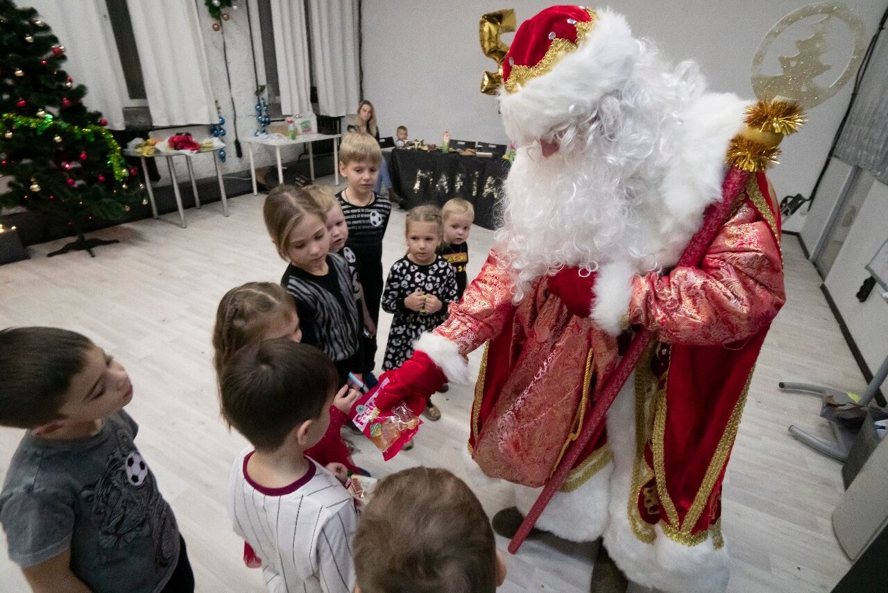 Арендовать БерсЛофт Лофт со стеклянной стеной