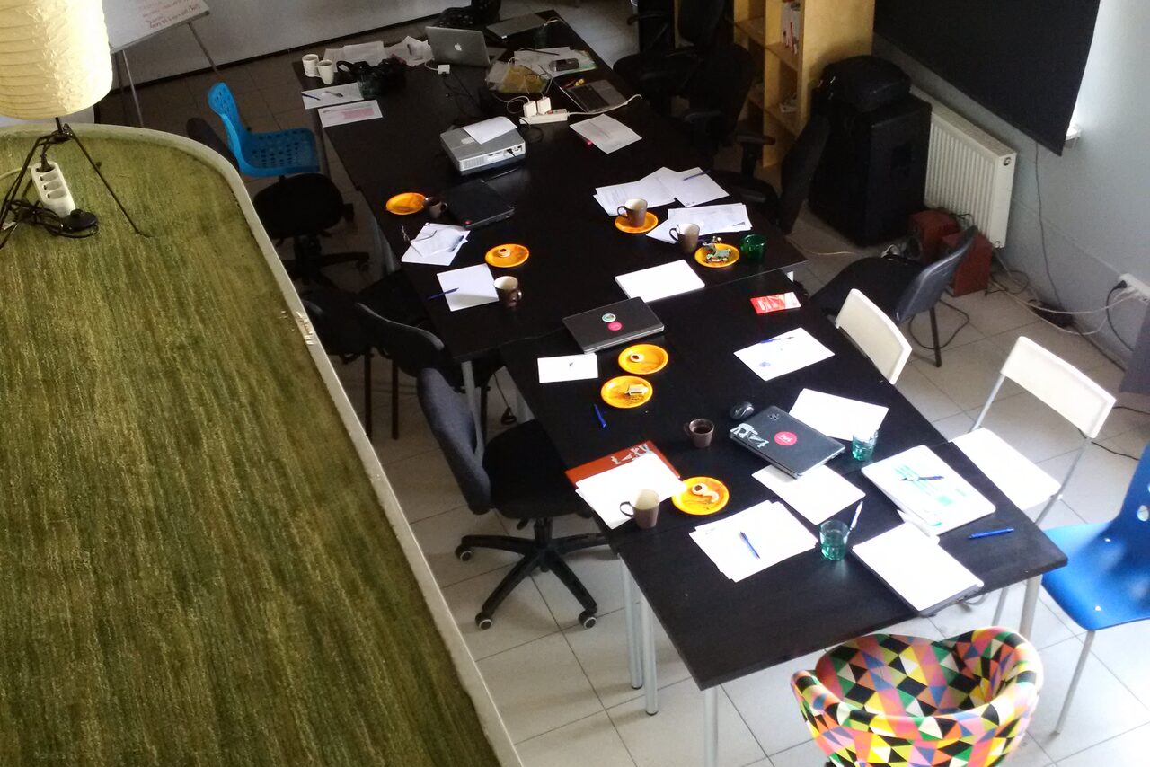 Арендовать Флакон Loft-студия с балконом