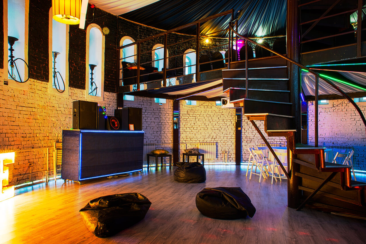 Арендовать CASTLE LOFT. Круглый лофт в Кремле