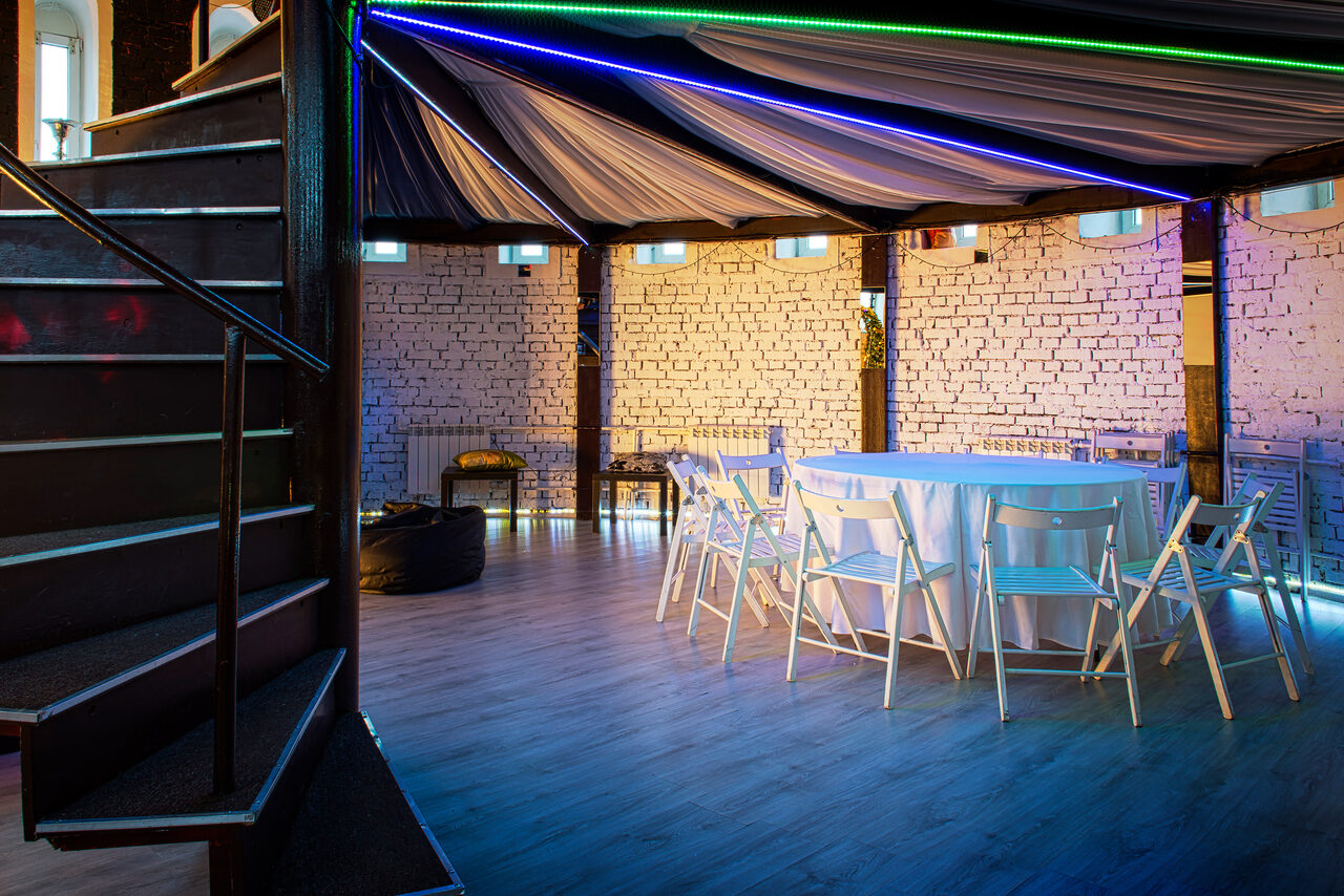 Арендовать CASTLE LOFT. Круглый лофт в Кремле