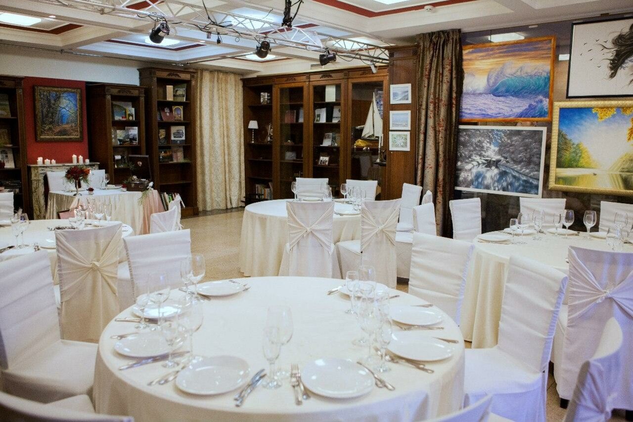 Арендовать Дом на Патриарших Арт-пространство в центре Москвы