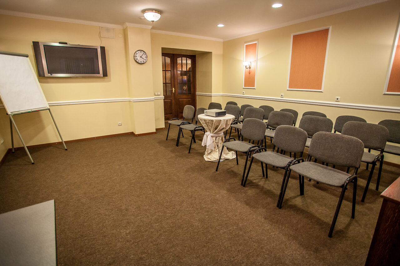 Арендовать Гостиница "АСТЕРИЯ" Конференц-зал гостиницы