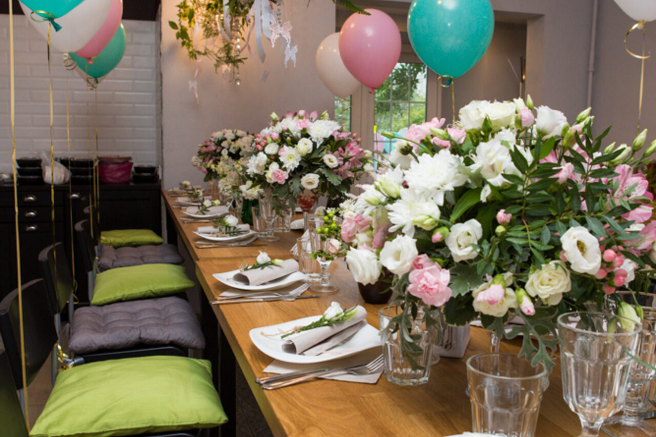 Арендовать Небольшой лофт с кухонькой 