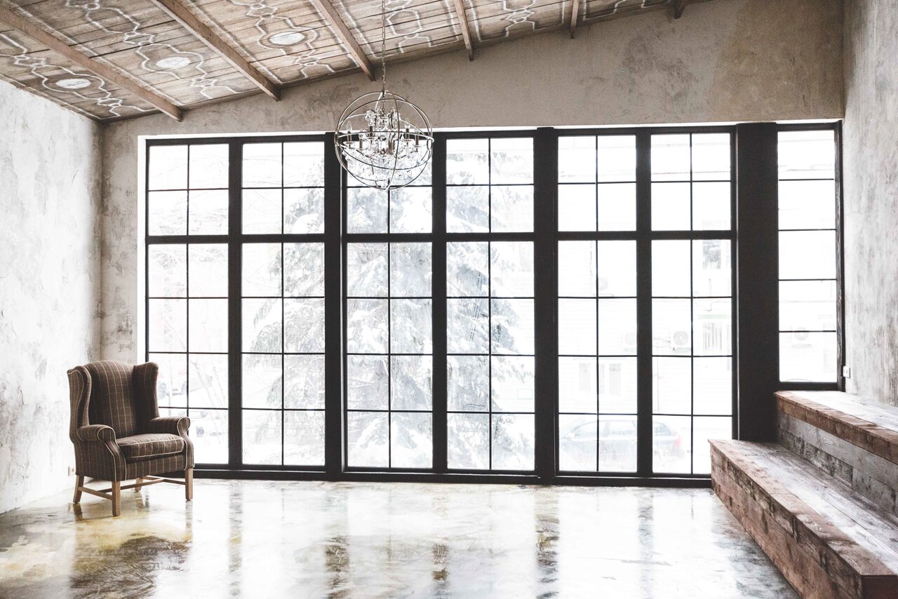 Арендовать The Museum Studio Лофт с большим камином 