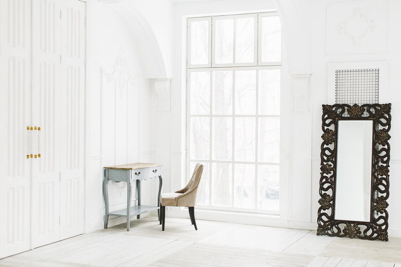 Арендовать The Museum Studio Белый классический лофт с камином