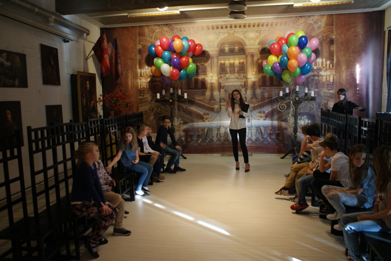 Арендовать Фотостудия Замок Гоя. Средневековый лофт 