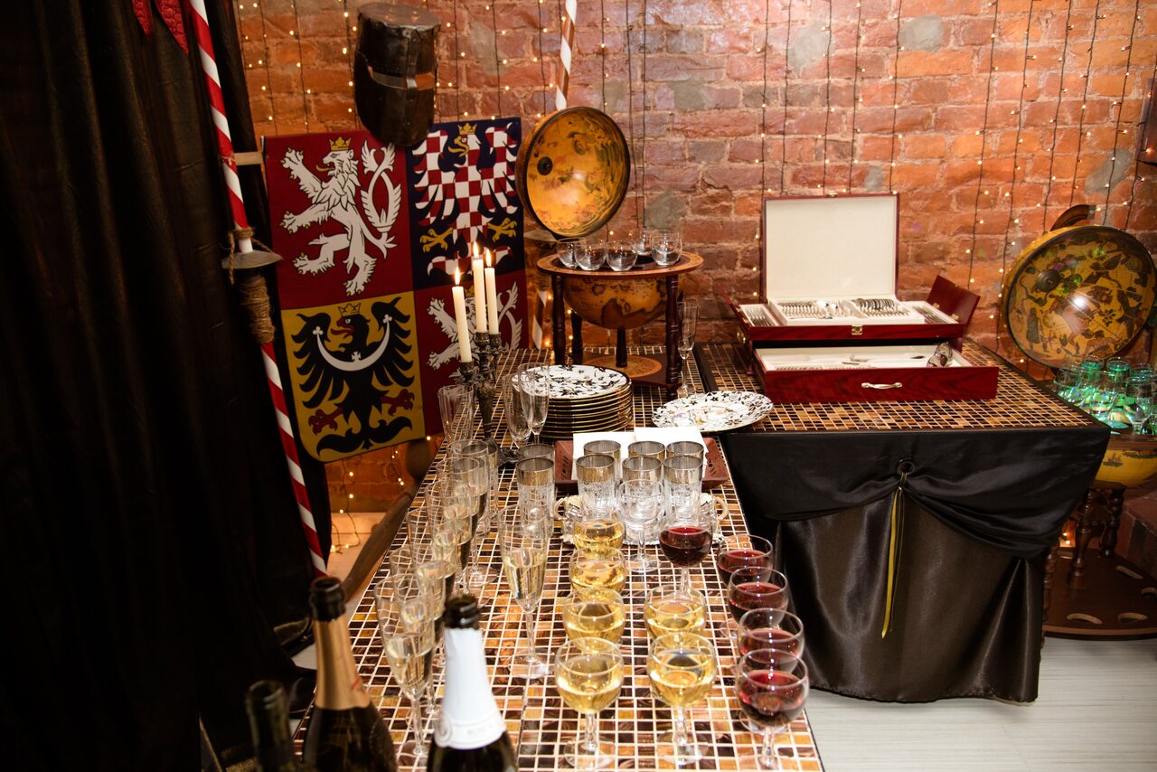 Арендовать Фотостудия Замок Гоя. Средневековый лофт 