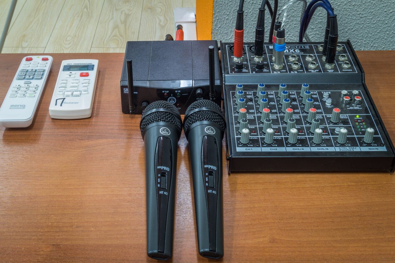 Арендовать Investconference. Просторный конференц-зал