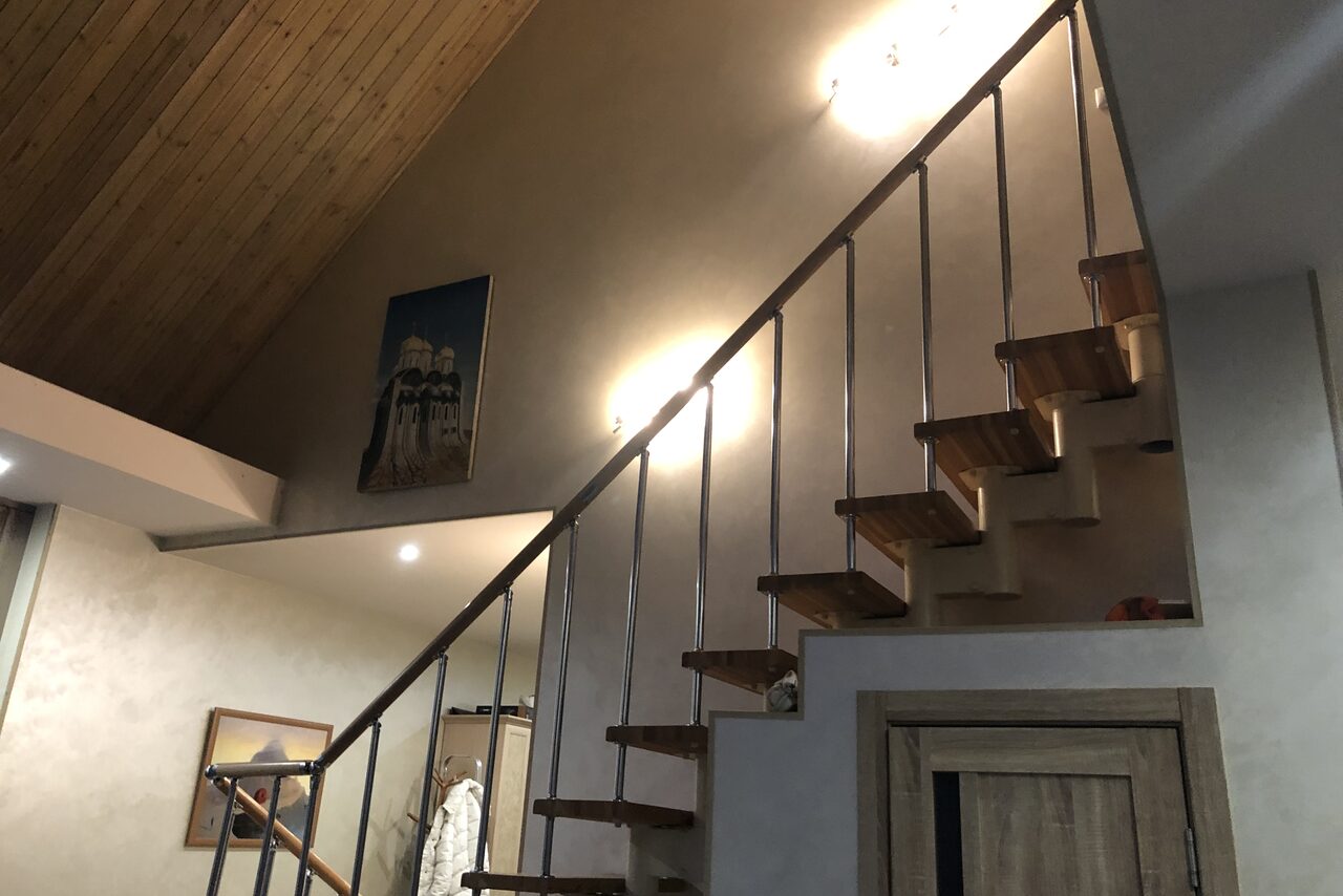 Арендовать Загородный дом с камином 