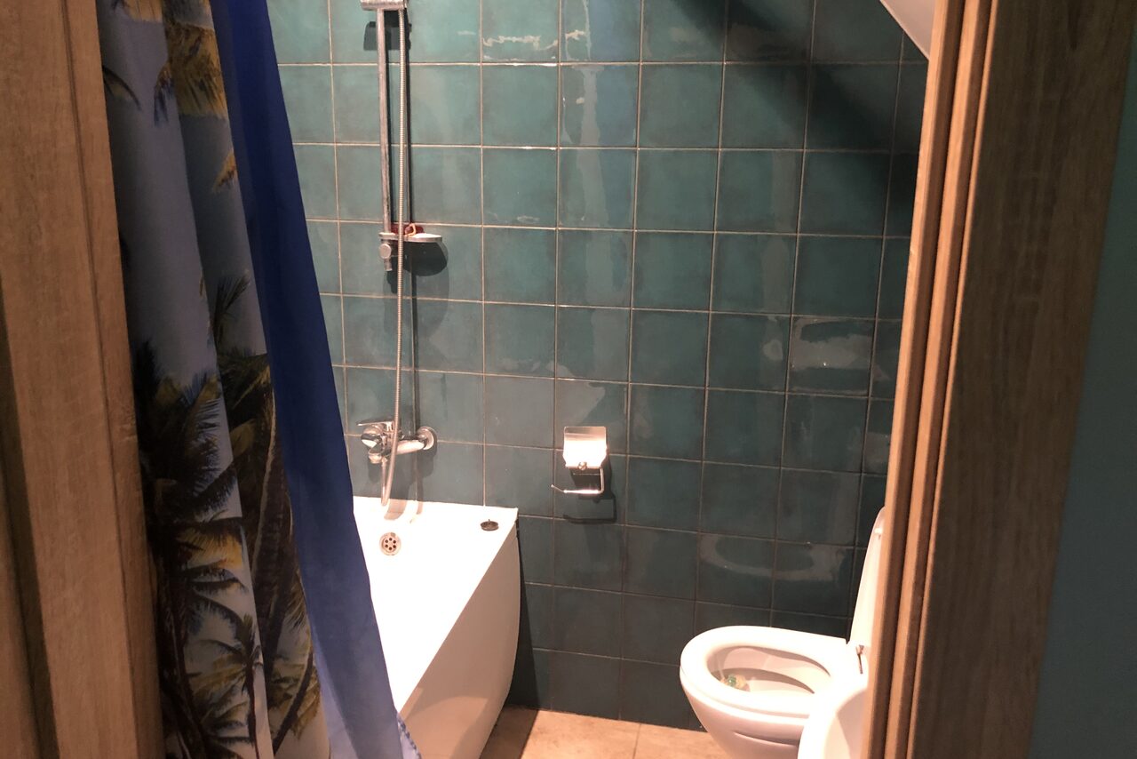 Арендовать Загородный дом с камином 