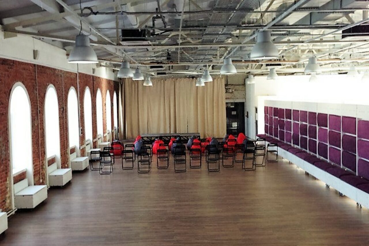 Арендовать Креативное пространство Ткачи