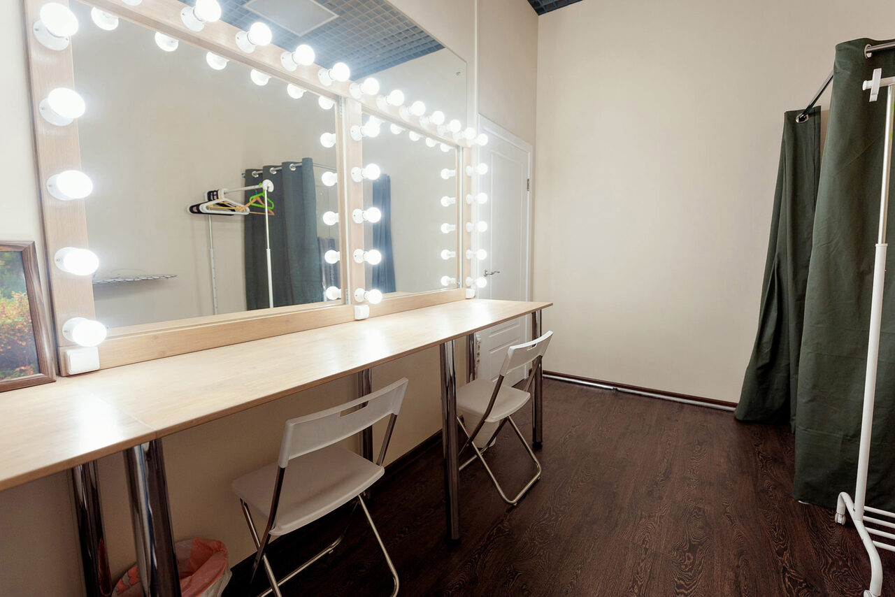 Арендовать Фотостудия Эффект Бабочки Яркий лофт на Варшавском шоссе