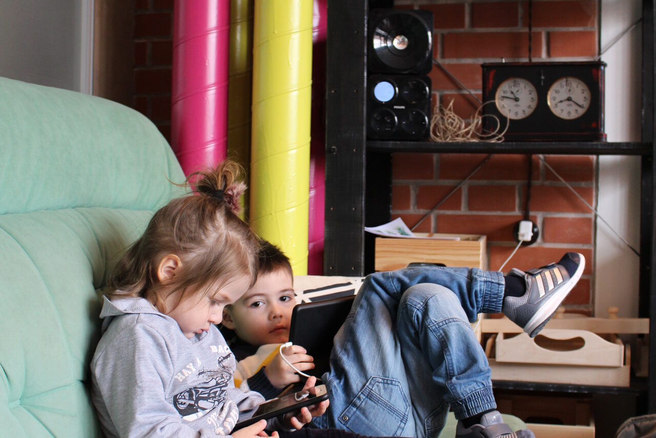 Арендовать Мини-лофт с кухней